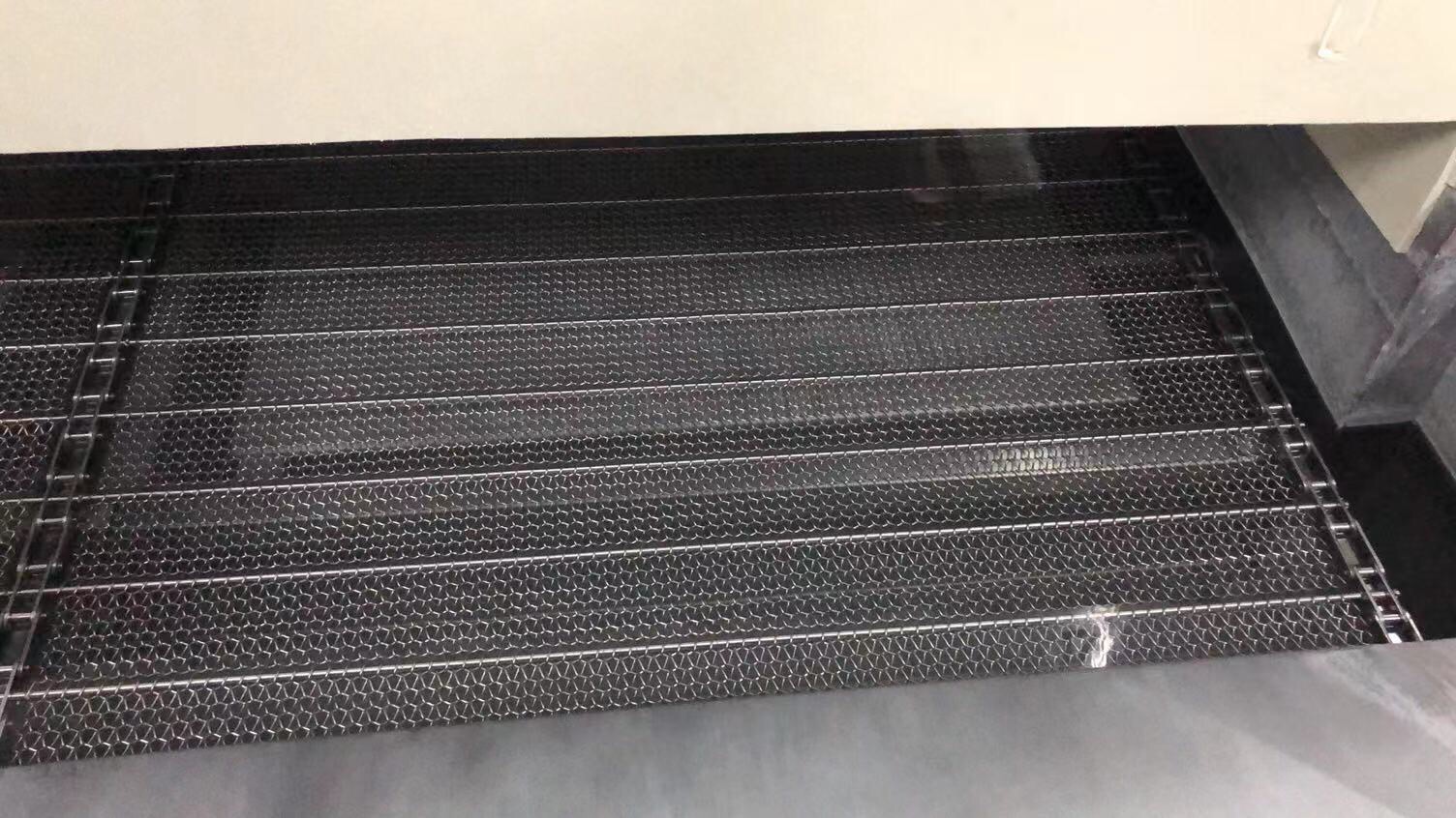 汽車配件清洗，如何不改變設備，增加網帶的載重能力